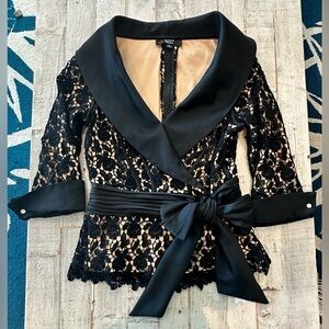 TADASHI Top SZ 8 V NECKLINE FRENCH CUFFS BLACK BELT Lace With Nude Lining EUC